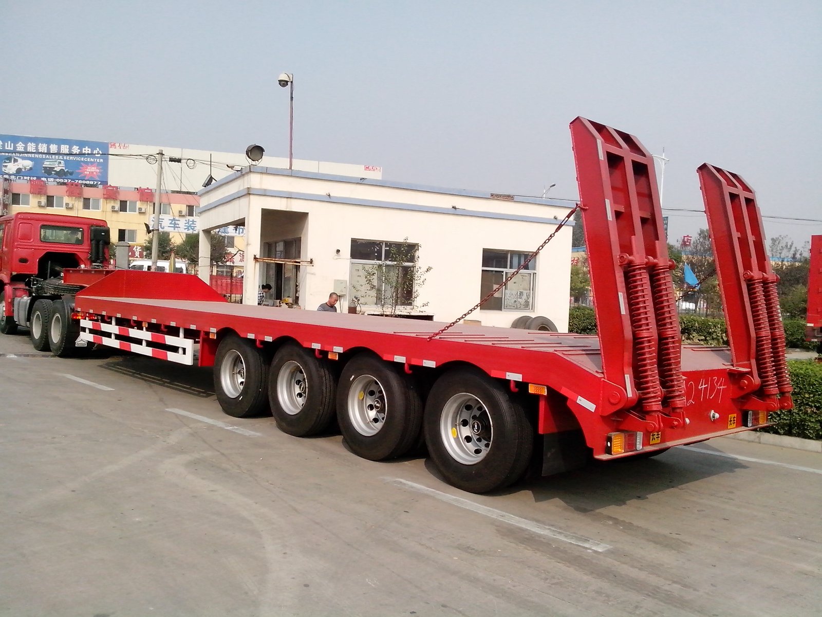 4 axles 80 tons low loader trailer 2