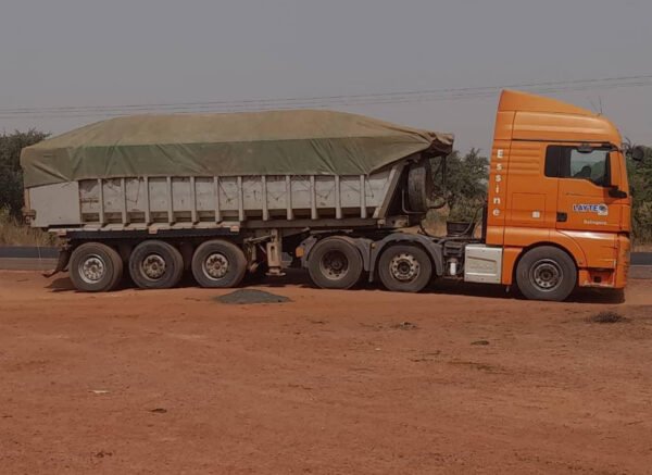 Camion benne 40 tonnes