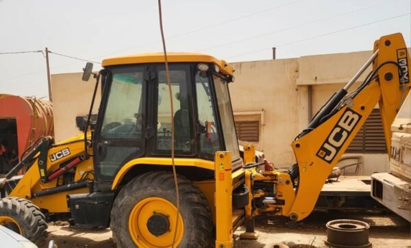 Tractopelle JCB 3DX